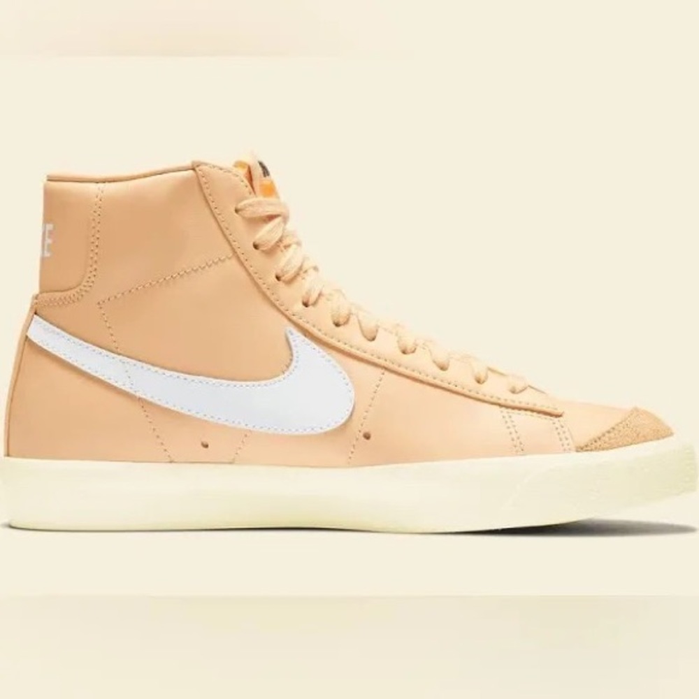 Tan Nike Blazer Mid 77 Women’s size 10.5